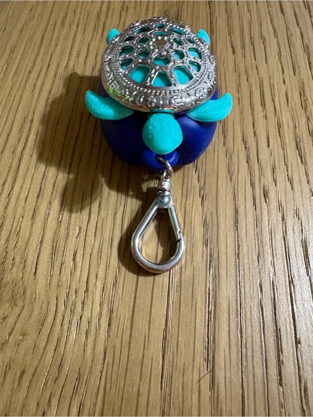 Bath & Body Works Blue and Teal Turtle PocketBac Holder